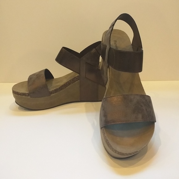 Pierre Dumas Shoes - Pierre Dumas Wedge Heels Sandals Brown